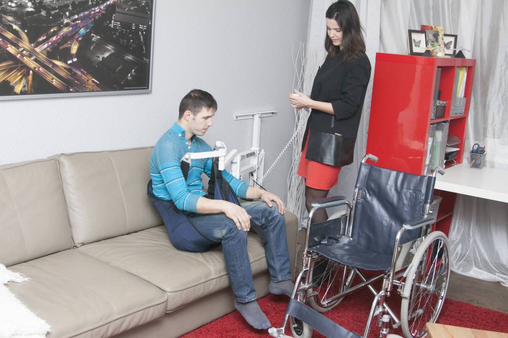 Подъёмное устройство для перемещения инвалидов «Миник»