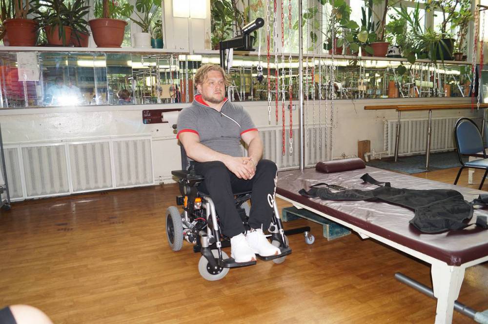 Презентация инвалидного кресла Savva CLOU в Государственном центре  лечения позвоночника
